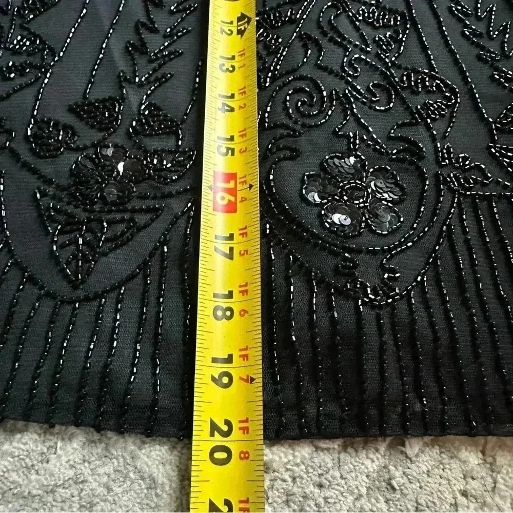 Lauren Ralph Lauren Black Beaded
Mesh A-Line Skirt Size 6 NWT Retail $295 - Picture 9 of 9